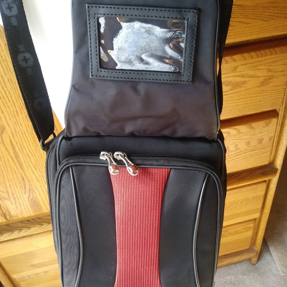 Padded Bag for MP3-camera-Cell phone - Picture 6 of 9